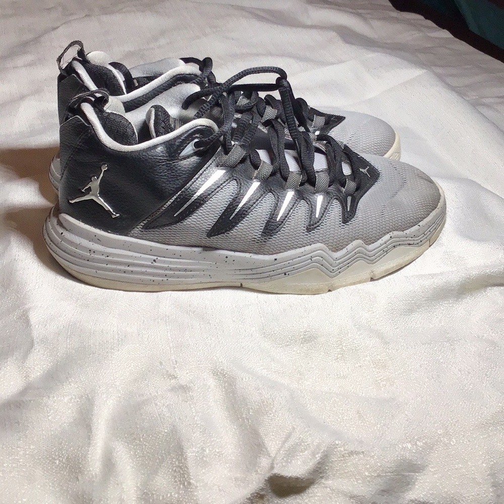 Shoes/sneaker